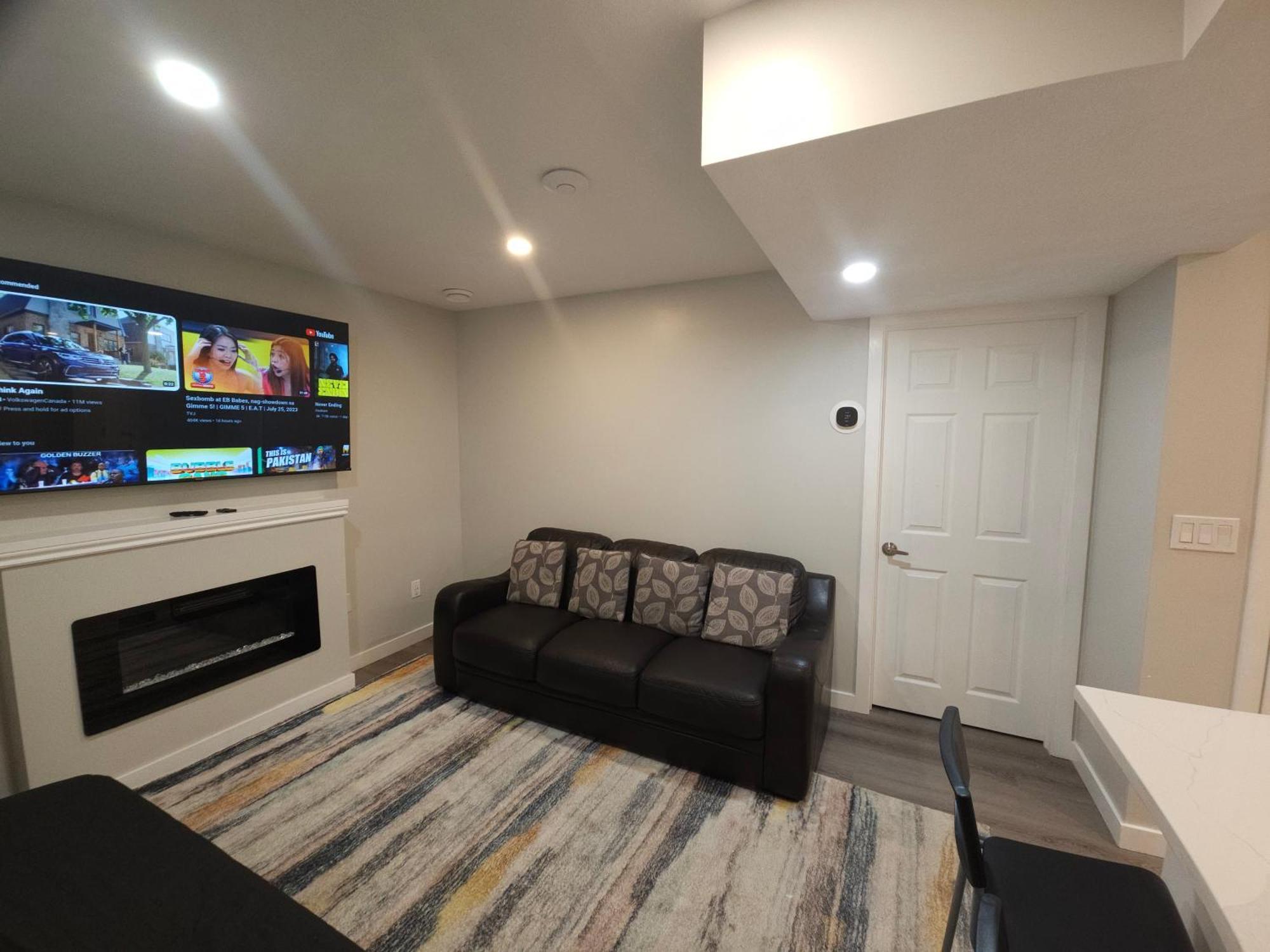 Cozy 2 Bedroom Suite, Queen Beds, Near The Airport Edmonton Dış mekan fotoğraf