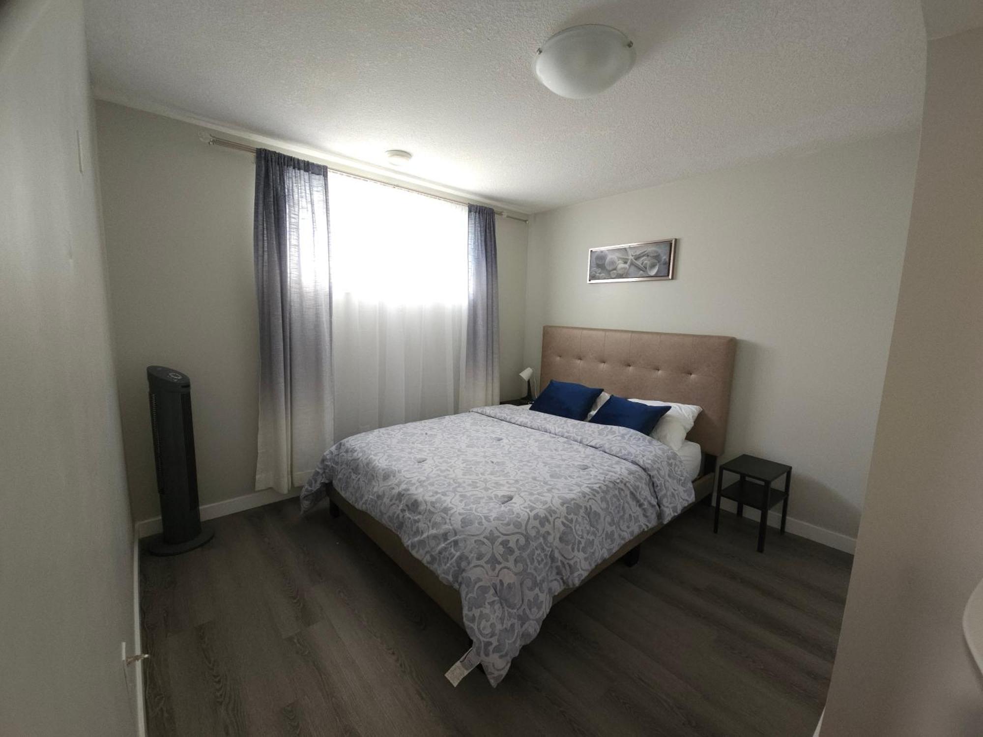 Cozy 2 Bedroom Suite, Queen Beds, Near The Airport Edmonton Dış mekan fotoğraf